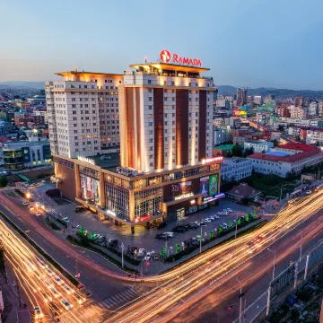 Ramada by Wyndham Ulaanbaatar Citycenter Hotels near Zanabazar Museum of Fine Arts