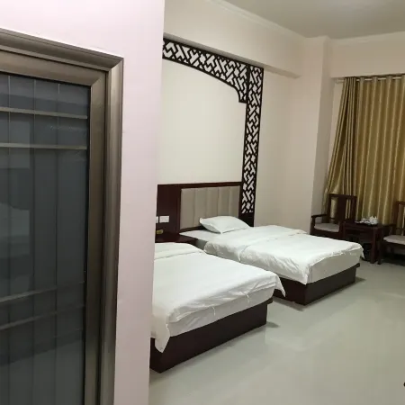 Yunfang Hotel, Luchuan