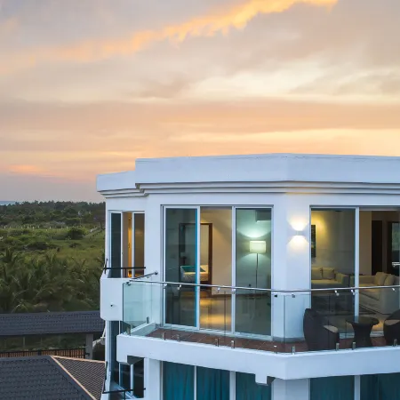 Casamia Oceanfront Condo Nilaveli