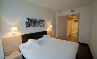 Sercotel Jardines de Uleta Suites - Housity