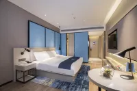 Echarm Hotel (Guilin Zhongshan Middle Road Liangjiang Sihu)