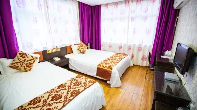 Dahongmen Hotel Hotel di The Top of Mount Cheng