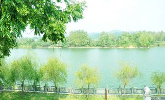 Furong Inn
