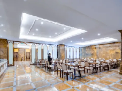 Vienna International Hotel (Jinjiang Airport)
