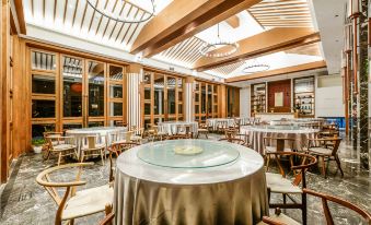 Anshun Dragon Palace Bieyuan