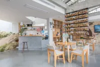 Zaihaibian Hostel Hotels in Wenling