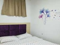广州海珠区时代公寓 - 时尚大床房