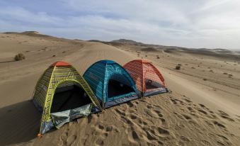 Dunhuang Outdoor Desert Star Camping Base