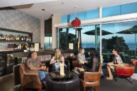 Millennium Hotel New Plymouth Waterfront - bar