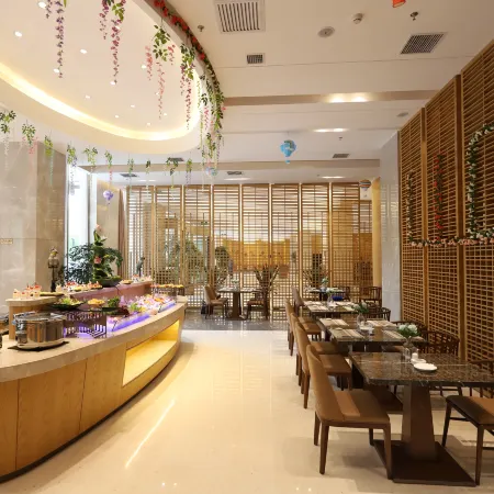Juny Oriental Hotel Отели рядом с достопримечательностью «Станция метро Wukesong»
