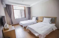 Chengde Shanshuihui Bath Business Hotel