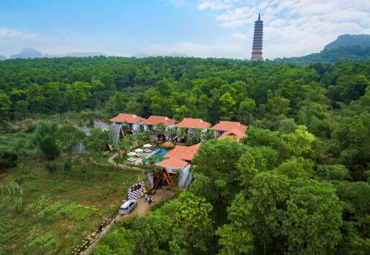 바이 딘 가든 리조트