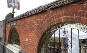 The Jolly Drayman Pub and Hotel