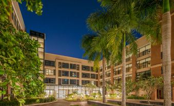 Yuhuayuan Design Hotel (Haizhou Meilan Airport Hongzhou Jiangshan)