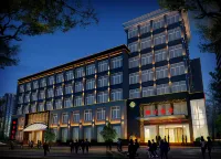 Tongchuan Hotel - parking