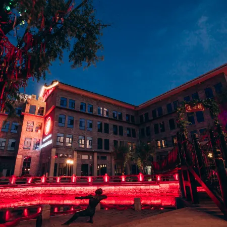 Tangcheng Boda Carrey International Hotel