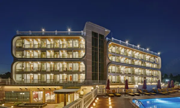 GoldOne Hotel & Suites
