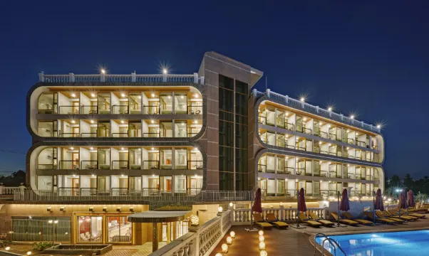GoldOne Hotel & Suites