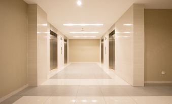 Suitetrails - Gbox Service Apartment