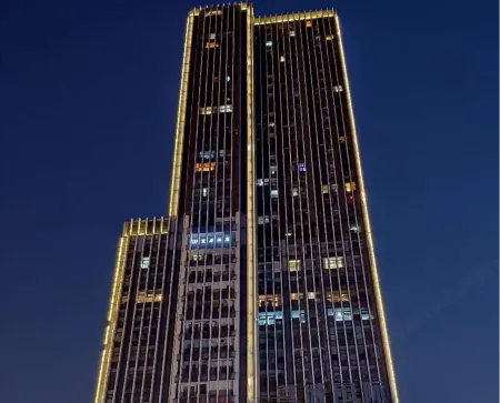 Kuanju Hotel (Chengdu Kuanzhai Alley People's Park Subway Station Branch)