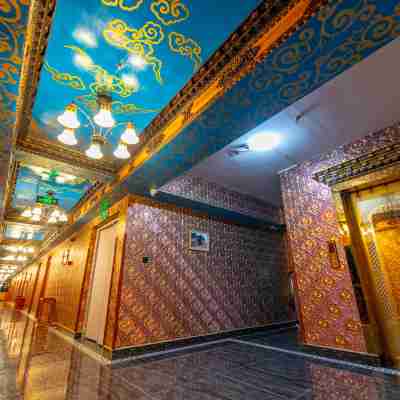 稻城羅林酒店 Hotel Exterior