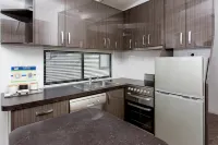 Big4 Melbourne Holiday Park Hotels in Coburg North