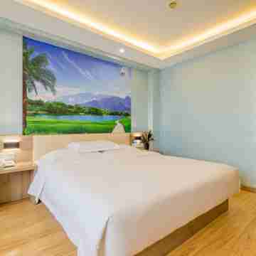 Light travel hotel (jiaxing honghe woolen sweater market store) Rooms