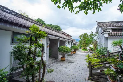 Jinyaxuan Boutique Courtyard Hotel Hotels near Dieshuihe Waterfall