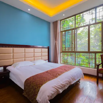 Emeishan Friendship Hotel Hotels near Qingyin Pavilion