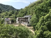 Shine's Homestay Hotels near Xialin Jiutian Silver Waterfall Scenic Area
