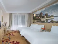 Vienna Hotel (Daming Lake, Quancheng Road, Jinan) Hotel berhampiran Gulubazi Street