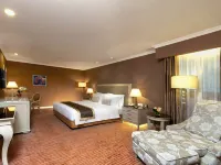 Similan Hotel Zhuhai（Gongbei Port High speed Railway Station） - Balcony