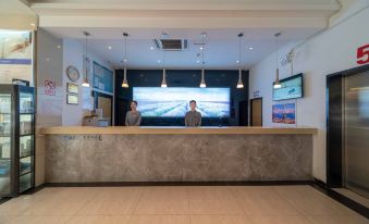 Lavande Hotel Wuhan Wujiashan 5th Ring Sports Center