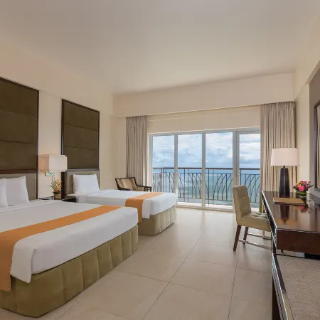 Taal Vista Hotel