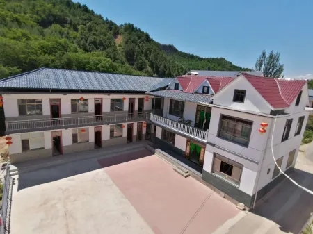 Tianshui Xiyuange Guesthouse Отели рядом с достопримечательностью «Maijishan Cave-Temple Complex»