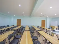 城市便捷飯店（東興國貿口岸店）