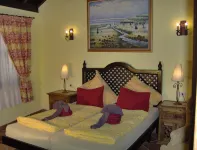 Apartamentos Monasterio de San Antonio Hôtels à proximité de : El Drago Milenario