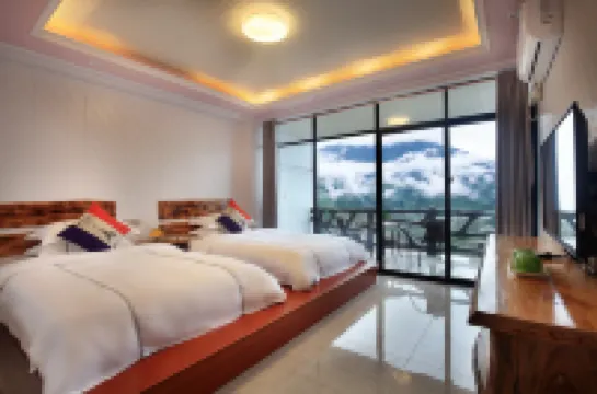 Longji Terrace Xinxin Resort Hotel (Qianfy Floor Tianti View Terrace)