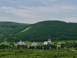 Aer Yurong International Hotel