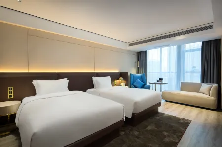 Echarm Plus Hotel (Changsha Hongxing Desiqin Plaza)