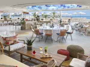 康城巴里爾雄偉酒店（近節慶宮）