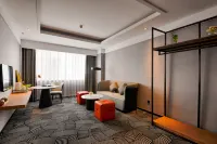 長春國際會展中心大飯店 長春科技學院-視覺藝術學院附近的飯店