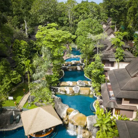 Khaolak Merlin Resort Отели рядом с достопримечательностью «Каолак-Бич»