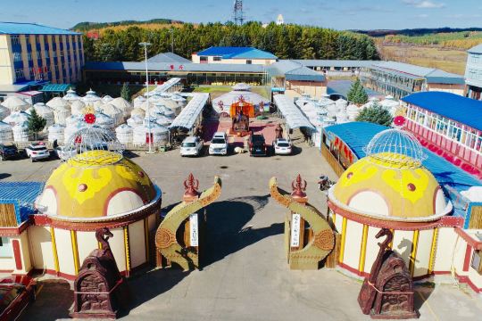 围场蒙古大营度假村