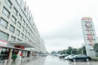 Chuanyu Holiday Hotel - parkir