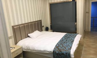 Lu'an Anjili Theme Hotel