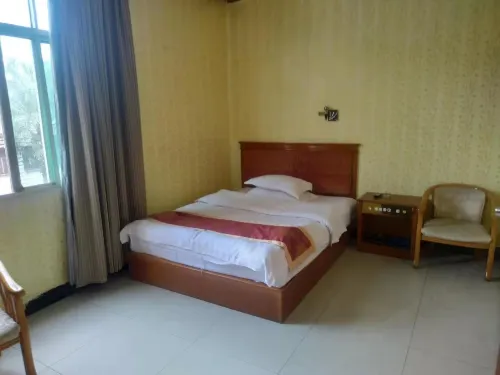 Mengla Qianshao Hotel