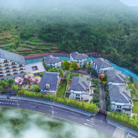 Yunshang Huaxi Holiday Hotel