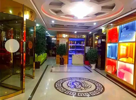 Haqi Light Hotel (Weinan Shaoguan Jewelry City) Отели рядом с достопримечательностью «Tongguan Yellow River Ancient Ferry»
