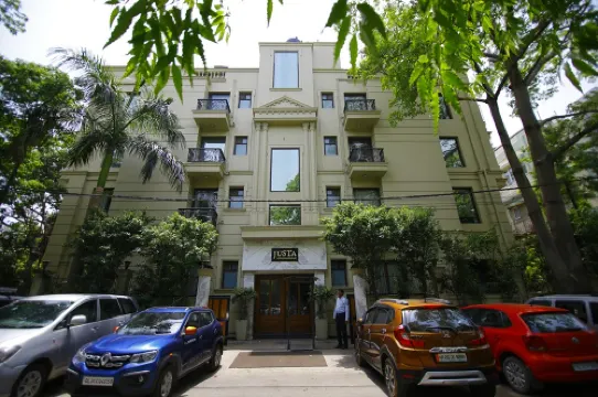 주스타 구르가온